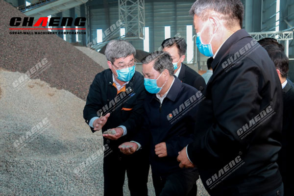 Chairman of CHAENG, introduced the situation of finished sand and aggregate